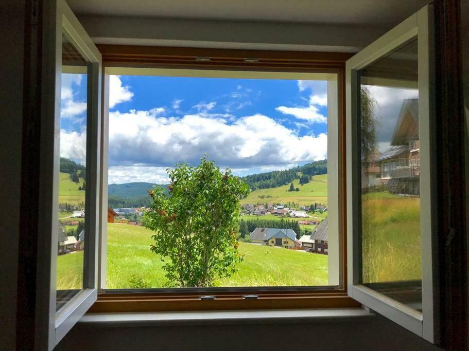 Echtes Schwarzwaldhaus - Traditionell & Modern แบร์เนา อัม ชวาร์ซวัลด์ ภายนอก รูปภาพ